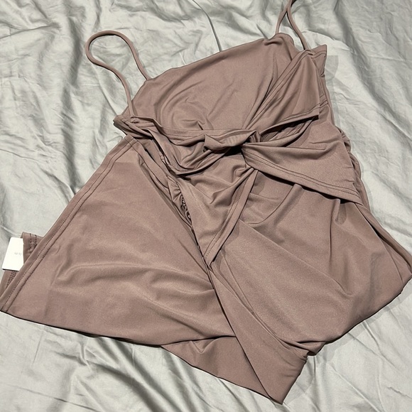 Commence twist back dress - Picture 5 of 6